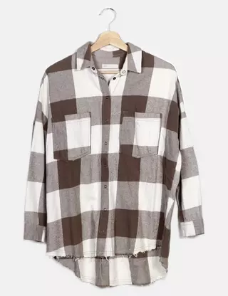 Stradivarius Sobrecamisa