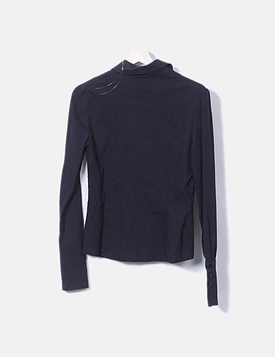 camisa negra stradivarius