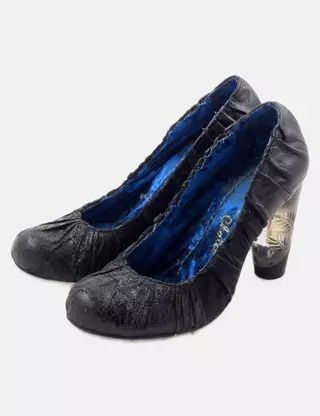 Irregular Choice Scarpe Décolleté Donna 'Fetta Di Pane' – Stampa Unica E Colorata, Tessuto E Poliuretano, Nero/Rosso