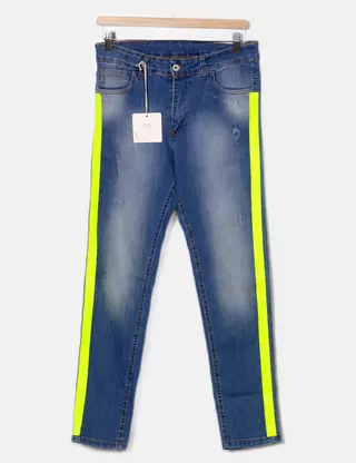 luxueux pantacourt rouge HIGH USE ex GIRBAUD taille 38 fr 42i NEUF