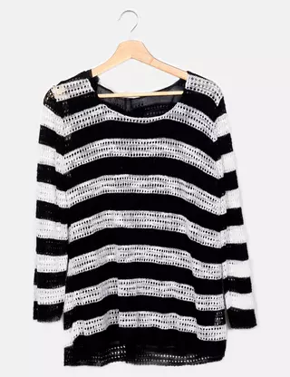 Pull Femme Armand Thiery - Taille 3/40 (M) - Rouge - Très Bon état