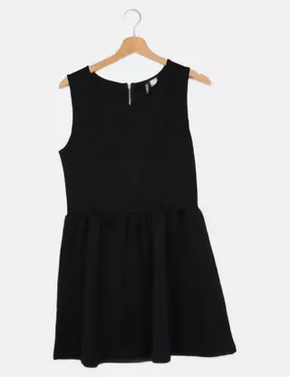 Robe longue noir a fleur - Beauté et mode