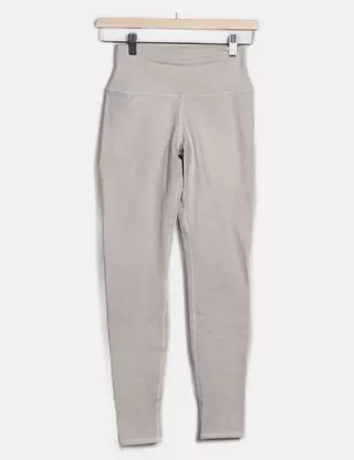 Kleidung von ALO YOGA zum besten Preis online kaufen | Micolet.de
