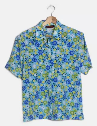 Chemise Cacharel Taille L D'occasion - Très Bon état, Petit Prix Pour Une Marque