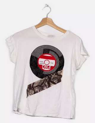 T-shirt Donna Fronage A Maniche Corte Con Spalla Scoperta E Stampa Grafica, Vestibilità Morbida, Taglia S, Colore Nero