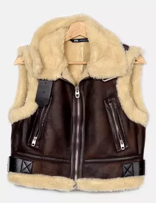 depot vente de luxe en ligne chanel veste occasion en daim beige