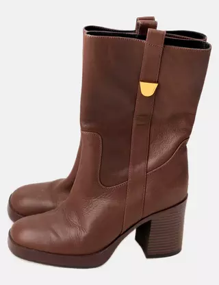 Jupe vintage en cuir bleu à empiècement surpiqué. Taille M, 38, 40. – Couleurs Vintage