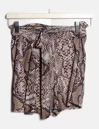Pantalon Femme PRETTYLITTLETHING Noir - Taille 38, Coupe Droite, Neuf Avec étiquettes