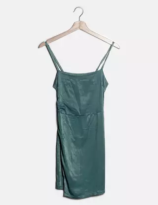 green emerald velvet dress Zapaka Women Dark Green Long Mother of The Bride Dress A-Line Chiffon Round Neck Wedding Guest Dress, Dark Green / US8