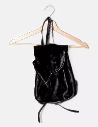 Sac à Dos Zara Femme – Noir Aspect Cuir – Occasion état Très Correct