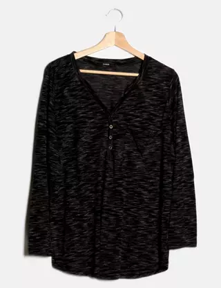 BEAU CHEMISIER MANCHES COURTES 1.2.3. TAILLE 46 EN BON ETAT
