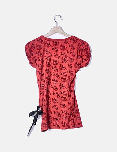 camiseta alicia stradivarius