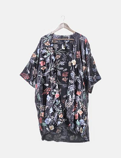 Kimono negro satén floral
