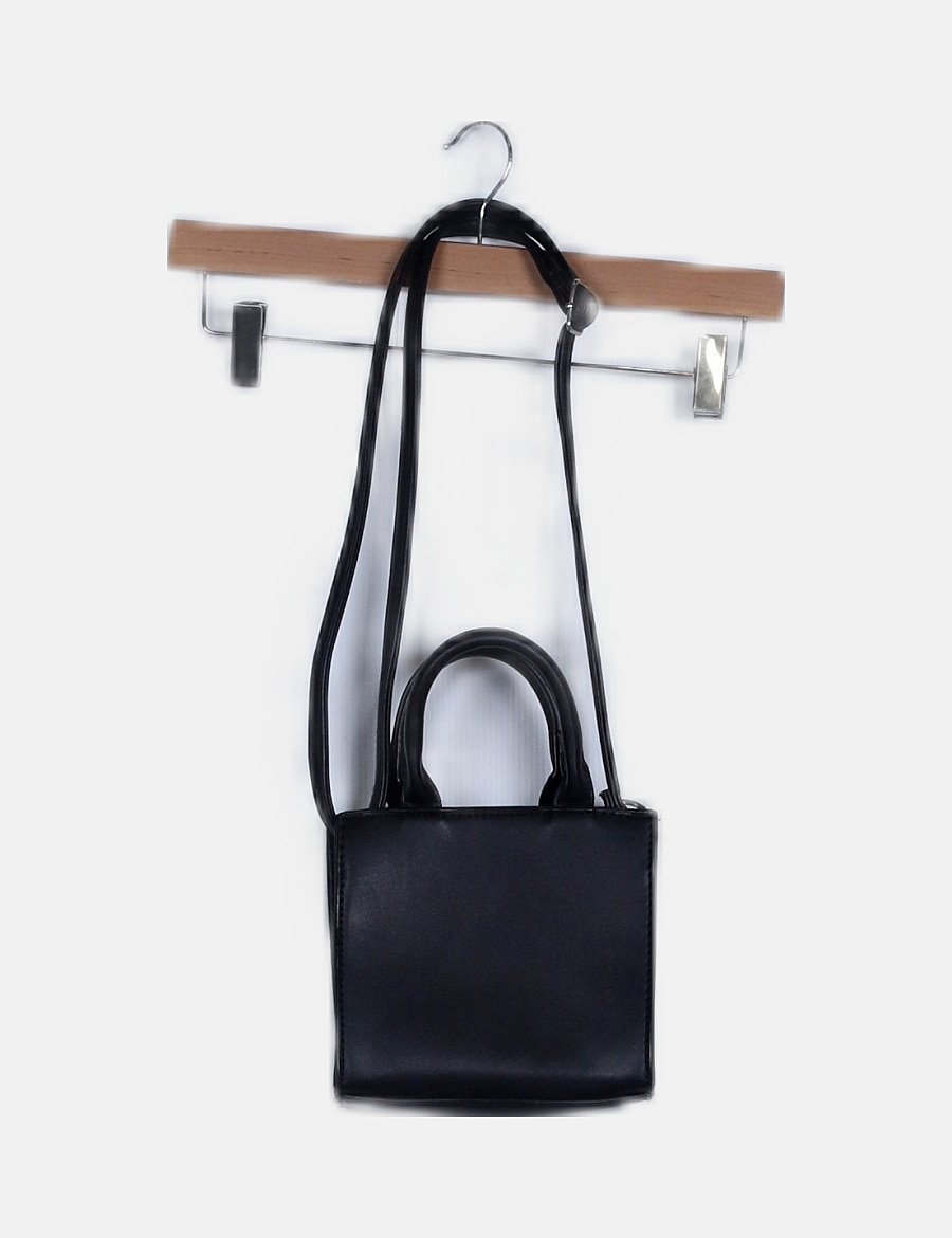 bolso bershka hombre