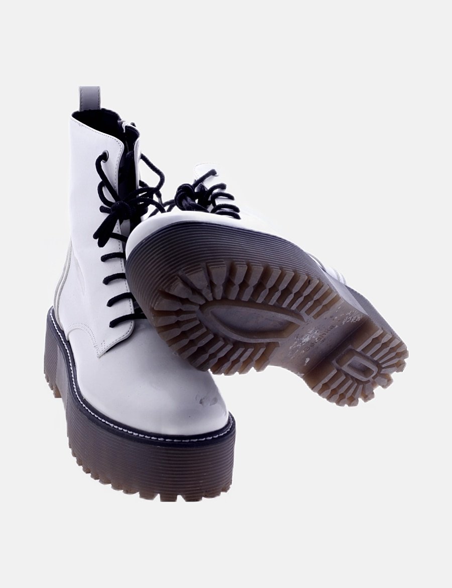 botas militares mujer bershka