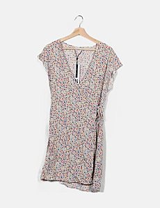 Vestido escote cruzado estampado floral Noisy May