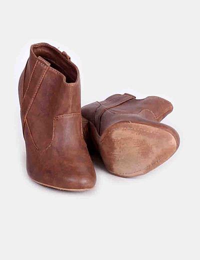 botines marrones tacon
