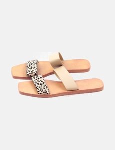 Sandali con fibbia in pelle finte. shein shein - Stileo.it