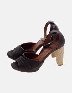 Outlet zapatos Mustang para mujer y hombre - Zapaterías Miniprecios