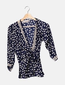 Blusa Guess volante blanca para mujer