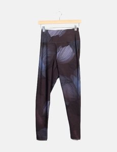 Los nuevos leggings compresivos de Oysho son perfectos para hacer deporte,  teletrabajar o estar en casa
